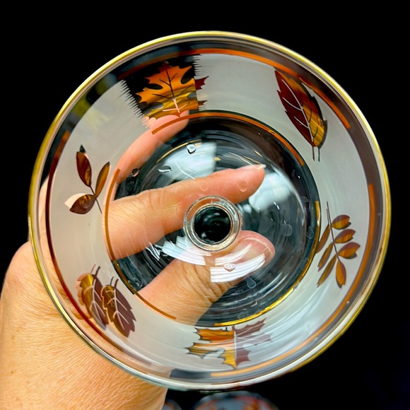 Mid Century Modern set of 4 Libbey “Starlyte” champagne/sherbet glasses - Picture 6 of 8